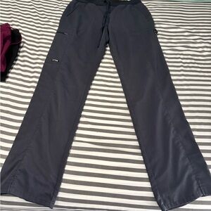 Greys Anatomy women’s Slate Cargo Pants
